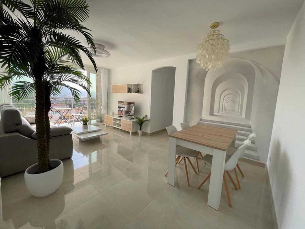 Holidays2Malaga Princesa 3 Dormitorios, Vistas Al Mar Y Montana, Terraza Y A 200M A La Playa Buitenkant foto
